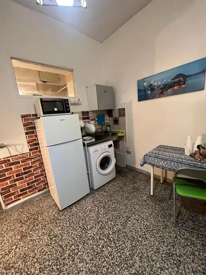 Robynapoli location